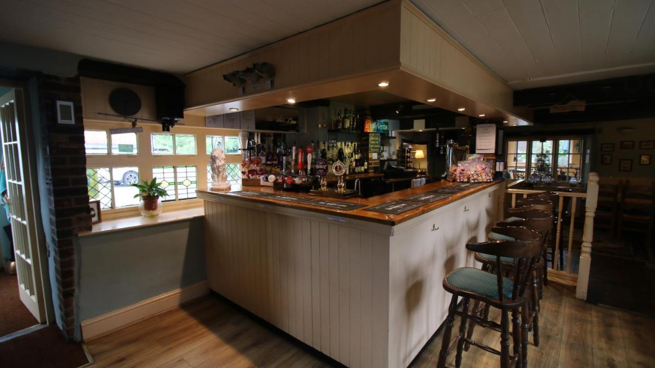 The White Lion At Wicken Bed and Breakfast Milton Keynes Eksteriør billede