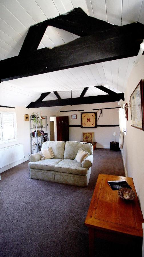 The White Lion At Wicken Bed and Breakfast Milton Keynes Eksteriør billede